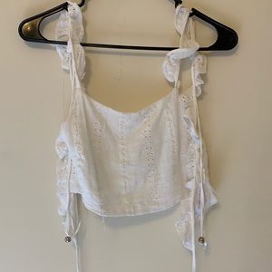 White crop top size s